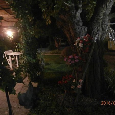 B&B Mar Tirreno Barcellona-Pozzo di Gotto Buitenkant foto